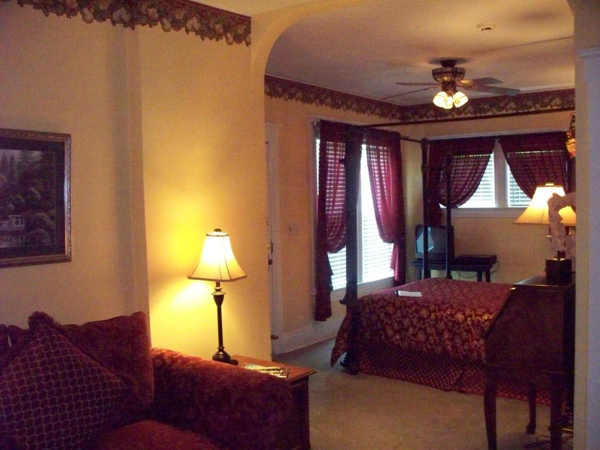 Inn At 835 Boutique Hotel Springfield Exterior photo